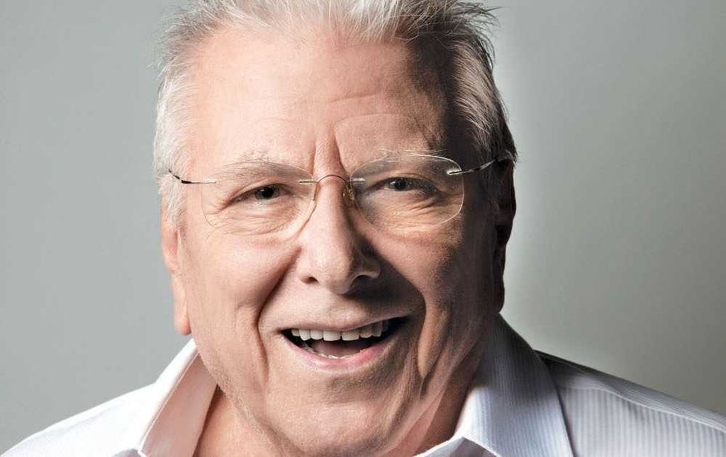 Κώστας Βουτσάς: «Στα παλιά μου τα παπούτσια τα γράφω αυτά, δεν με αφορούν..»