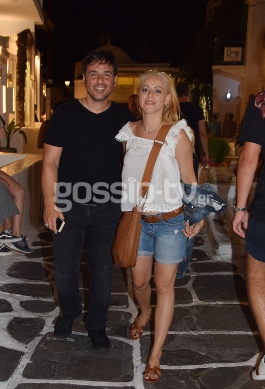 Γιώργος Λεμπέσης-Σοφία Τραντίδου: Βόλτες στην Μύκονο