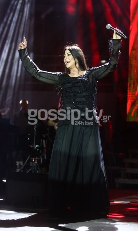 Άντζελα Δημητρίου: Η βροχή χάλασε την συναυλία της στο Βεάκειο