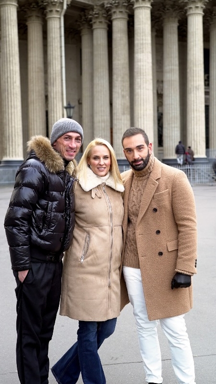 Celebrity Travel: Ο Νίκος Κοκλώνης ταξιδεύει με την Έλενα Ασημακοπούλου και τον Μπρούνο Τσιρίλο!