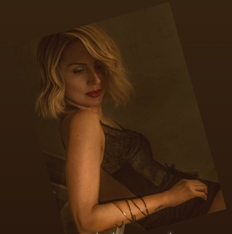 Η Μαρία Ηλιάκη πόζαρε με σέξι εσώρουχα και προκάλεσε αναστάτωση στο instagram