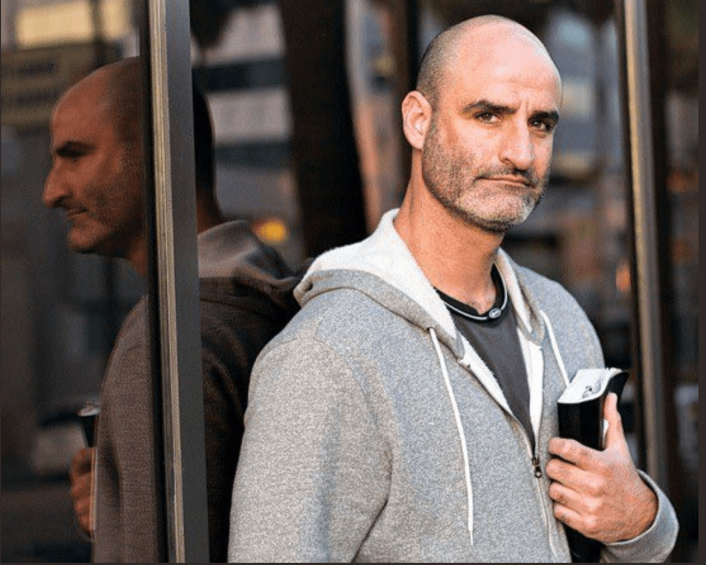 Αυτοκτόνησε γνωστός ηθοποιός! Βρέθηκε απαγχονισμένος στο σπίτι του