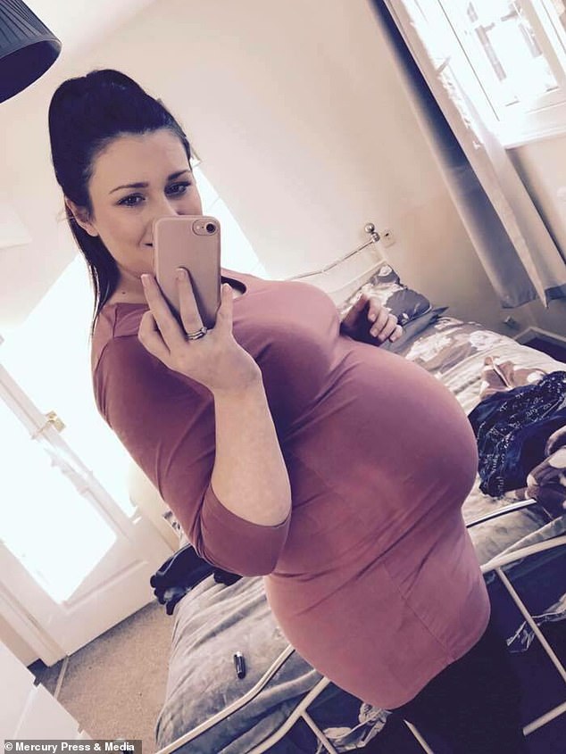 Jordan Squires with her baby bump whilst 28 weeks pregnant, she was allegedly told to abort