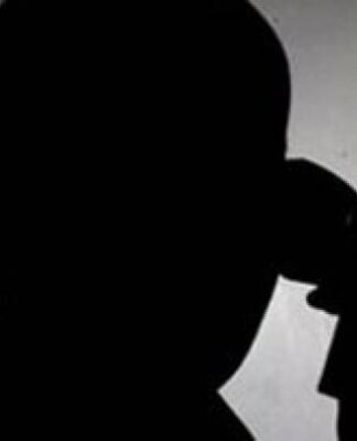 Τα τρικ των Ελλήνων πρωθυπουργών για μην τους ακούνε οι… κοριοί!