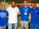 Η ερυθρόλευκη οικογένεια χειροκροτεί τους κορυφαίους