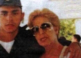 Πόλυ Πάνου: Σε κρίσιμη κατάσταση στην εντατική