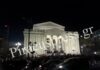 ΤΩΡΑ: «Πλημμύρισε» από κόσμο το Δημοτικό Θέατρο! (Φωτορεπορτάζ)