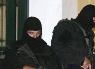 Παραδόθηκε ο ιδιοκτήτης της καφετέριας στο Κερατσίνι