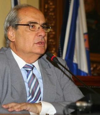 Βασίλης Μιχαλολιάκος: Δε θα φύγουν τα δικαστήρια από το κέντρο του Πειραιά