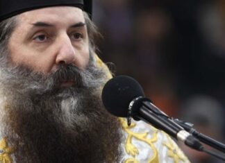 Ο Σεραφείμ απειλεί με αφορισμό τους βουλευτές που θα ψηφίσουν το σύμφωνο συμβίωσης