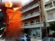 Aυτό είναι το ξενοδοχείο που πήρε φωτιά στην Καστέλλα – Νεκρός ο Ιδιοκτήτης (Φωτο)