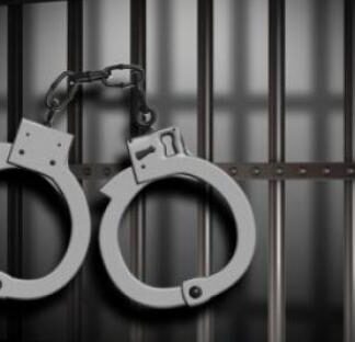 Συνελήφθη 46χρονος με πιστόλι σε κεντρική πλατεία του Ρέντη