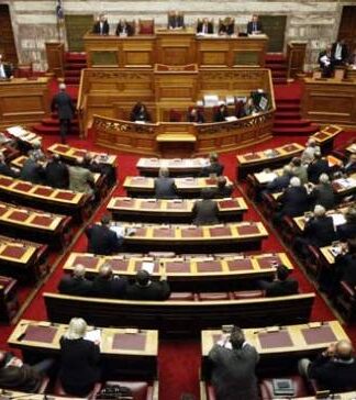Δείτε LIVE: Η συζήτηση στη Βουλή για τον Ενιαίο Φόρο Ακινήτων