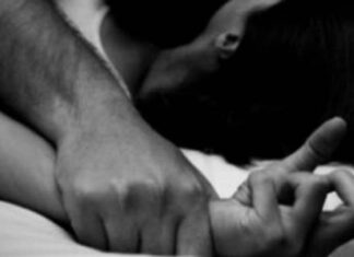 Ομαδικός βιασμός-ΣΟΚ 13χρονης από πέντε άνδρες