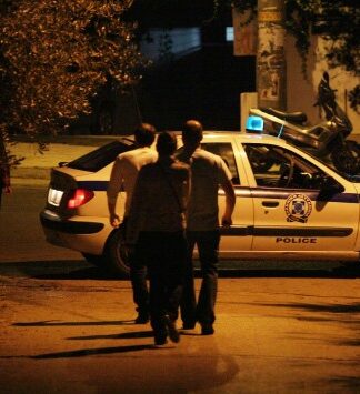 ΛΙΜΕΝΑΡΧΕΙΟ ΠΕΙΡΑΙΑ: Συνελήφθη γυναίκα-αράχνη με τεράστια ποσότητα ναρκωτικών (φωτο)