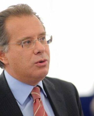 Ο Γ. Κουμουτσάκος υποψήφιος με τη ΝΔ για την Περιφέρεια Αττικής