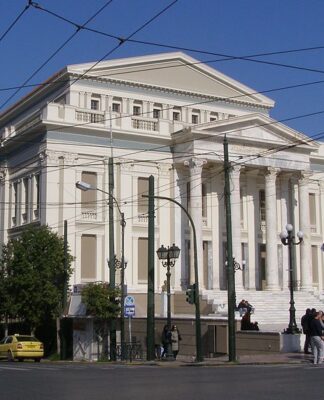 ΔΕΙΤΕ το Δημοτικό Θέατρο Πειραιά το 1895!