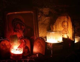 Τι συμβολίζει το άναμμα του καντηλιού