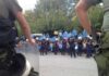 Αναβλήθηκε η δίκη των μελών της Χρυσής Αυγής – Έπεσαν χαστούκια