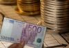 Ποιοι θα λάβουν το επίδομα των 500 ευρώ από το πρωτογενές πλεόνασμα