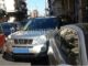 Φωτορεπορτάζ: Οδηγός «πάρκαρε» το μισό τζιπ…το άλλο μισό το άφησε στον δρόμο!