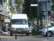 «Καβάλησε» το πεζοδρόμιο για να… κάνει την δουλειά του! (φωτο)