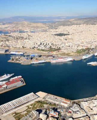 Πρώτος σταθμός εφοδιασμού πλοίων στον Πειραιά