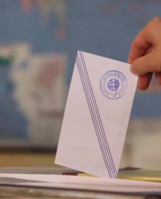 Η Π.Ο.Ε.-Ο.Τ.Α απειλεί να «τινάξει στον αέρα» τις εκλογές