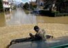Σερβία: Διασώστες σώζουν ηλικιωμένο από βέβαιο πνιγμό! (Βίντεο)