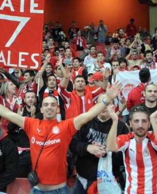 Αυτός είναι σίγουρα ο πιο φανατικός οπαδός του Θρύλου (φωτο)