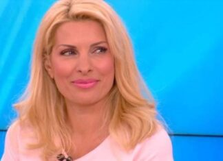 Δείτε για ποιο λόγο η Μενεγάκη «έφτυνε» συνεργάτη της κατά τη διάρκεια της εκπομπής!