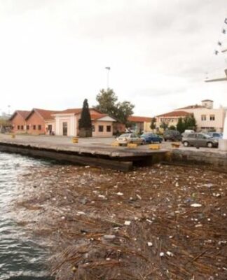 Έκρηξη στο λιμάνι της Θεσσαλονίκης – Στο νοσοκομείο ένας εργάτης