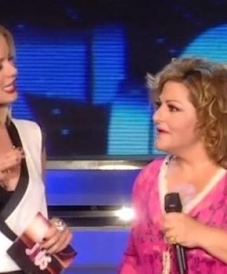 Σταυροπούλου σε Μακρυπούλια: «Είσαι γελοία» (Βίντεο)