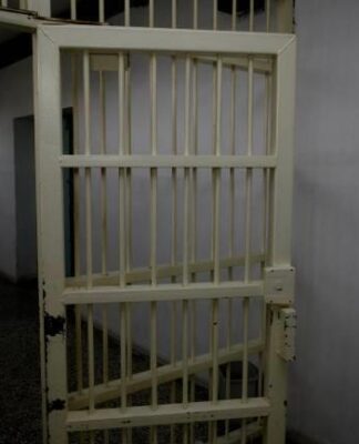 Aυτοκτόνησε ο 35χρονος πατέρας που βίαζε την κόρη του