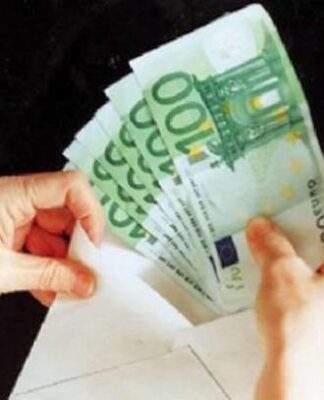 Ήθελαν «φακελάκι», πήραν τρία χρόνια στη φυλακή