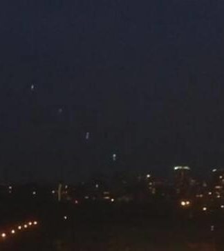Πανικός στο διαδίκτυο: UFO πάνω από το Τορόντο (Βίντεο)
