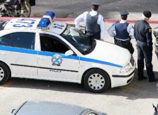 ΝΙΚΑΙΑ: Λήστεψαν γυναίκα στη μέση του δρόμου