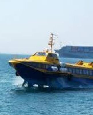 Μηχανική βλάβη σε «ιπτάμενο δελφίνι» στον Πόρο