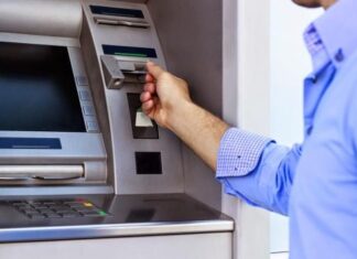 Εύβοια: Έπαθε σοκ όταν είδε πόσα χρήματα υπήρχαν στον τραπεζικό του λογαριασμό