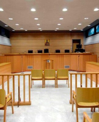 Απέχουν από τα καθήκοντά τους οι δικηγόροι Πειραιά