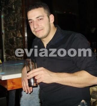 Σπαραγμός για τον θάνατο του άτυχου Γιάννη – Ράγισαν καρδιές στην κηδεία του (Φωτo)