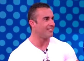 ΣΩΚΡΑΤΗΣ: Ο ωραίος του Ρέντη… στην Αννίτα Πάνια (Bίντεο)