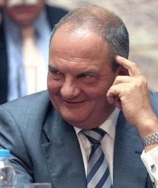 H προφητική ομιλία του Καραμανλή το 2009 και η αστεία απάντηση του Παπανδρέου