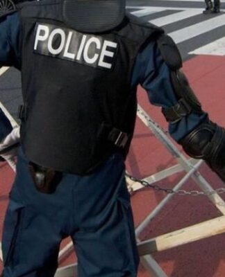 Σοκ: 15χρονη αποκεφάλισε συμμαθήτρια της!
