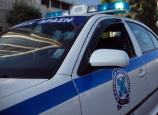 ΣΥΜΒΑΙΝΕΙ ΤΩΡΑ: Γέμισε αστυνομία το κέντρο της Αθήνας