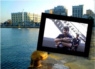 ΛΙΜΑΝΙ ΠΕΙΡΑΙΑ: Η συγκλονιστική φωτογραφία που κάνει το γύρο του διαδικτύου