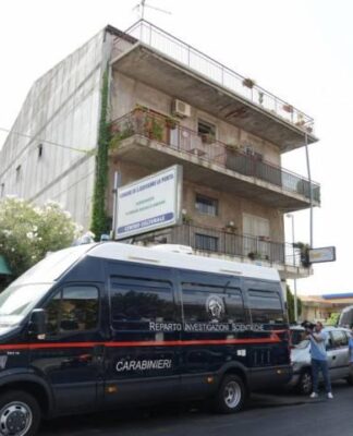 Έσφαξε την 12χρονη κόρη του επειδή τον εγκατέλειψε η γυναίκα του