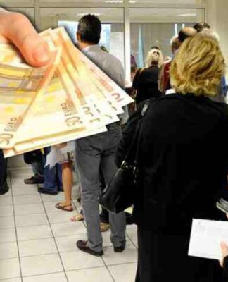 Ποιοι δικαιούνται επίδομα 400 ευρώ το μήνα