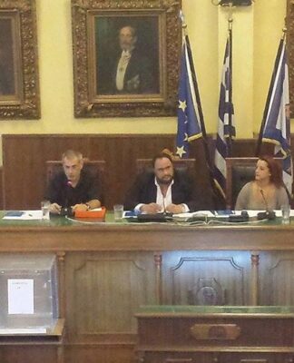 ΔΗΜΟΤΙΚΟ ΣΥΜΒΟΥΛΙΟ ΠΕΙΡΑΙΑ: Αυτό είναι το νέο προεδρείο! (Επιβεβαίωση Piraeuspress.gr)