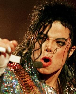 Πως θα έμοιαζε ο Michael Jackson αν δεν έκανε καμιά πλαστική επέμβαση;